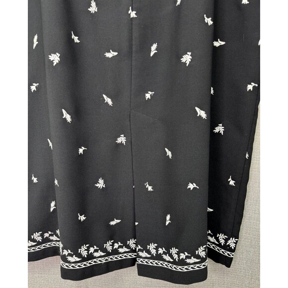 Coldwater Creek Side Zip Maxi Skirt Size XL Black White Floral Embroidery - Picture 4 of 7